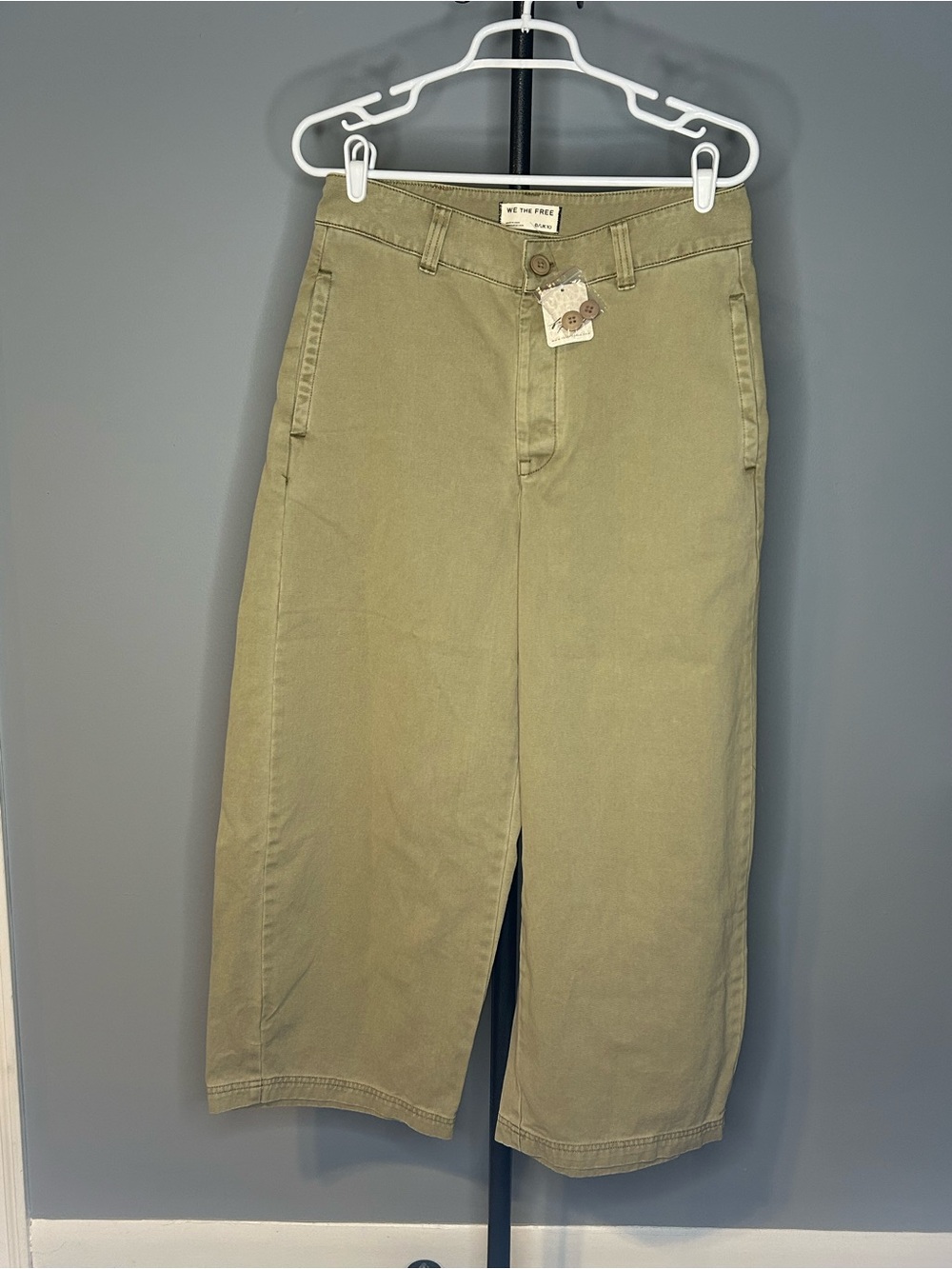 Free People We The Free Laydown Chino Wide-Barrel Pants Army Green NWT Size 6